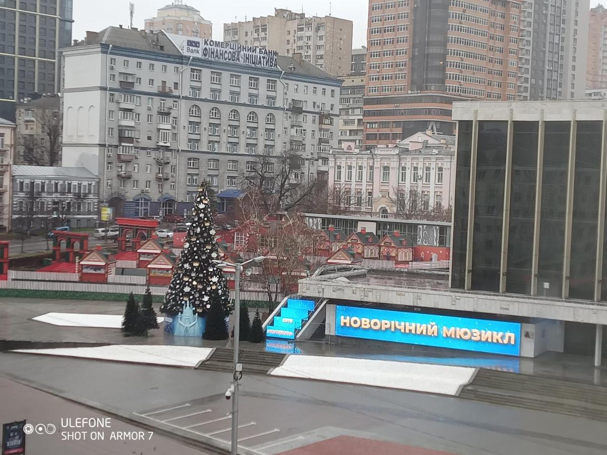 Двухкомнатная Квартира С Видом На Дворец Украина Kiev Extérieur photo